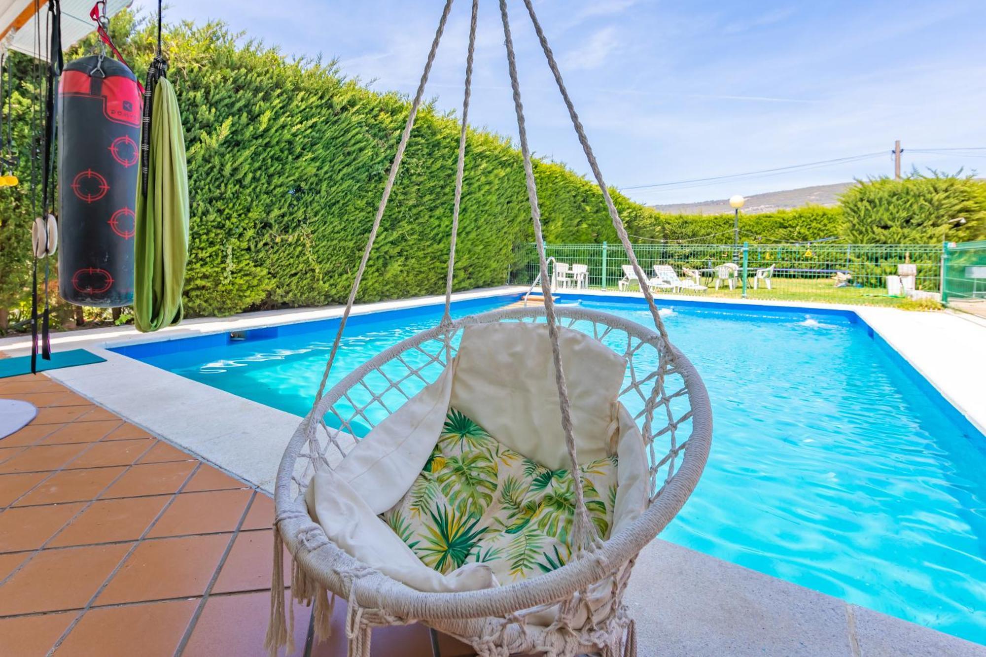 Chalet Con Piscina Privada En Bolonia Тарифа Экстерьер фото